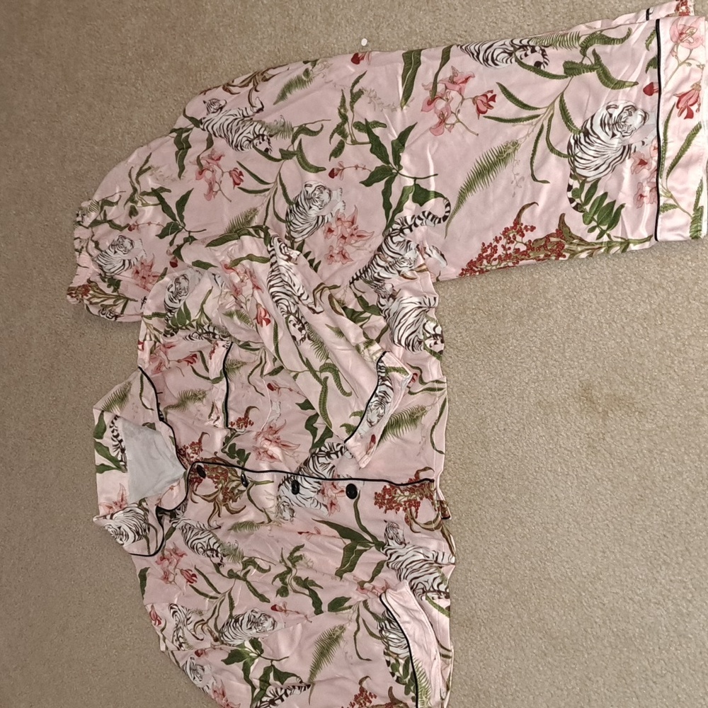 🛍Tiger pajamas  small